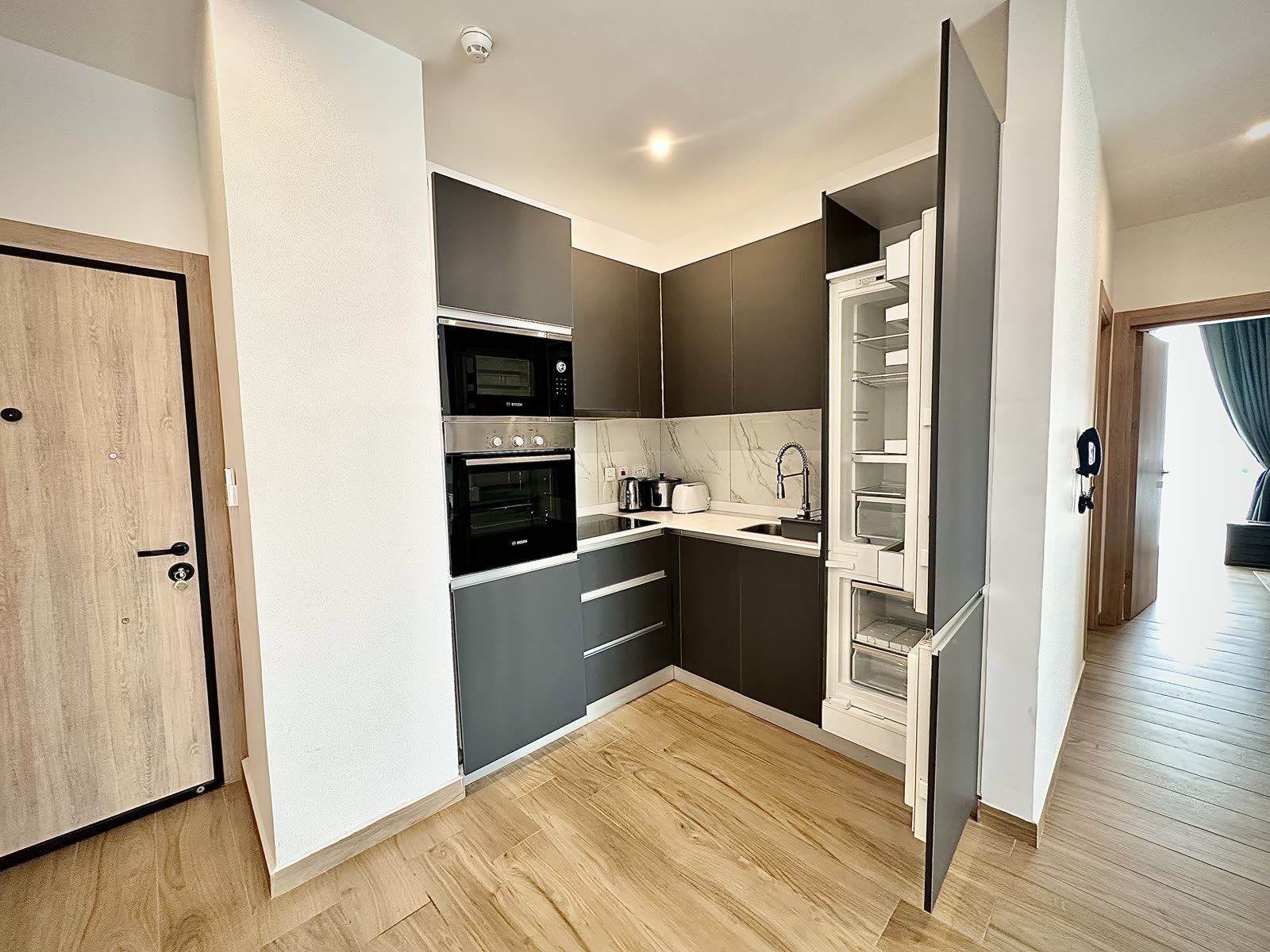 Furnished kitchen for a monthly Accra serviced apartment stay